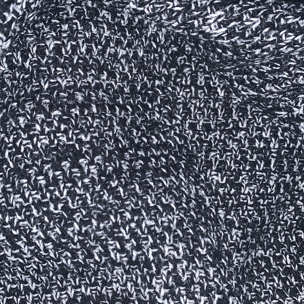 Cozy knit turtleneck sweater - Picture 4 of 6